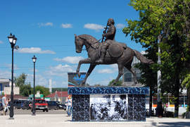 Kineshma. The monument to Fyodor Boborykin and Opolchenie of Kineshma (2012).