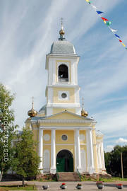 Myshkin. The belfry of the Dormition cathedral (1805–1820, arch. I. Manfrini).