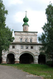 Veliky Ustyug. Mikhaylo-Arkhangelsky Monastery. The сhurch of Theotokos of Vladimir (1682).