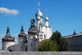 Rostov Kremlin. The сhurch of the Resurrection (1670).
