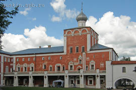 Vologda. Hierarchal town house.