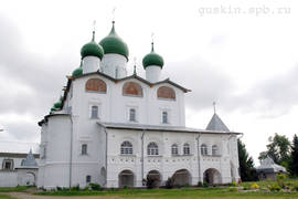 Vyazhishchsky Monastery. St. Nicholas сhurch (1685).