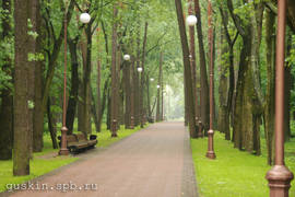 Minsk. Chelyuskinites Park.