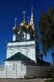 Privolzhsk. St. Nicholas convent. St. Nicholas church (1779).