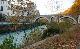 Rome. The Tiber river. The Pons Fabricius.