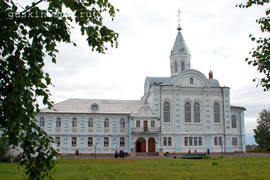 Koryazhemsky Nikolaevsky Monastery. The сhurch of Saint Longin of Koryazhma (1907–1912).