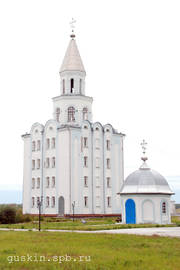 Koryazhemsky Nikolaevsky Monastery. The belfry of the Saint Longin of Koryazhma сhurch (1907–1912).