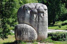 Nizhny Novgorod Kremlin. The stone in the memory of Nizhny Novgorod foundation in 1221.