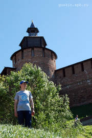 Slava near the Clock Tower of Nizhny Novgorod Kremlin.